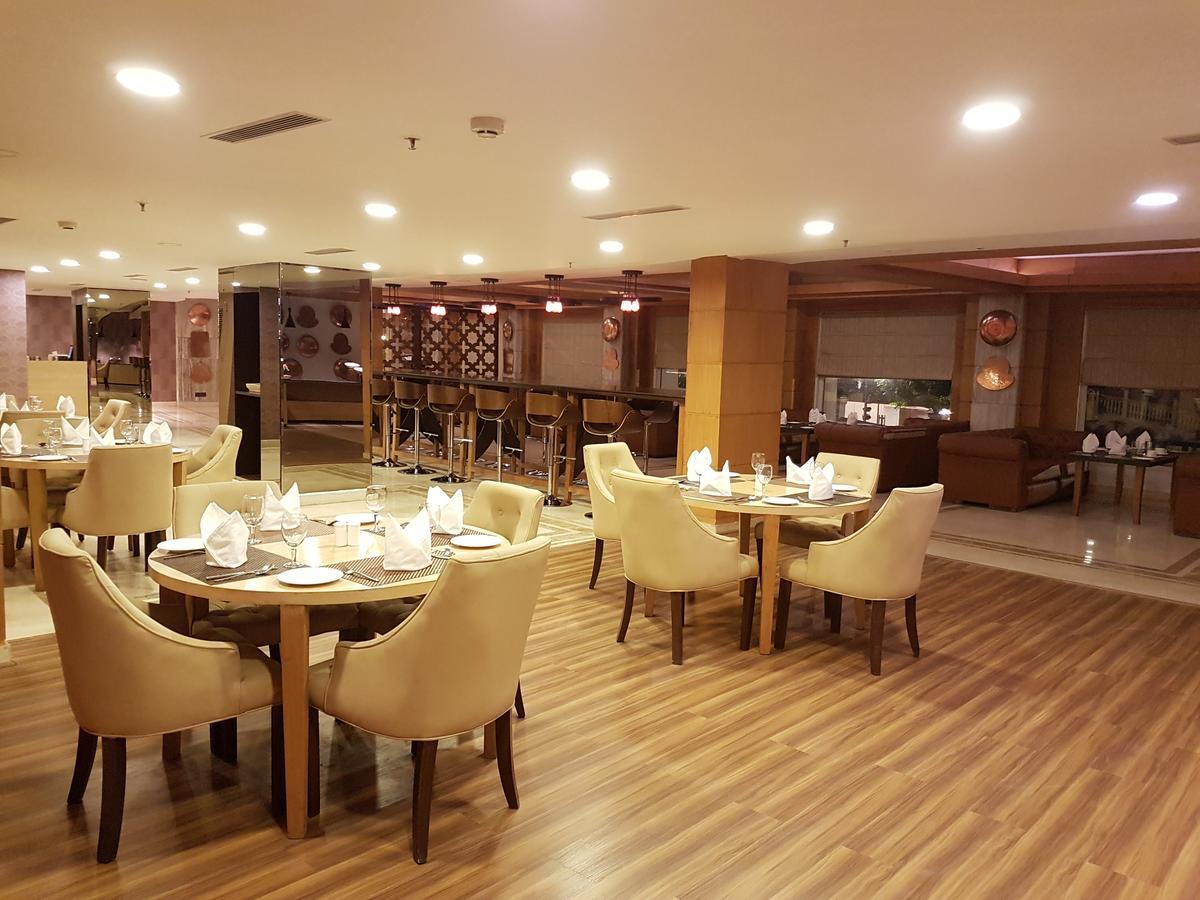 Udman Hotels And Resorts By Ferns N Petals Nowe Delhi Zewnętrze zdjęcie